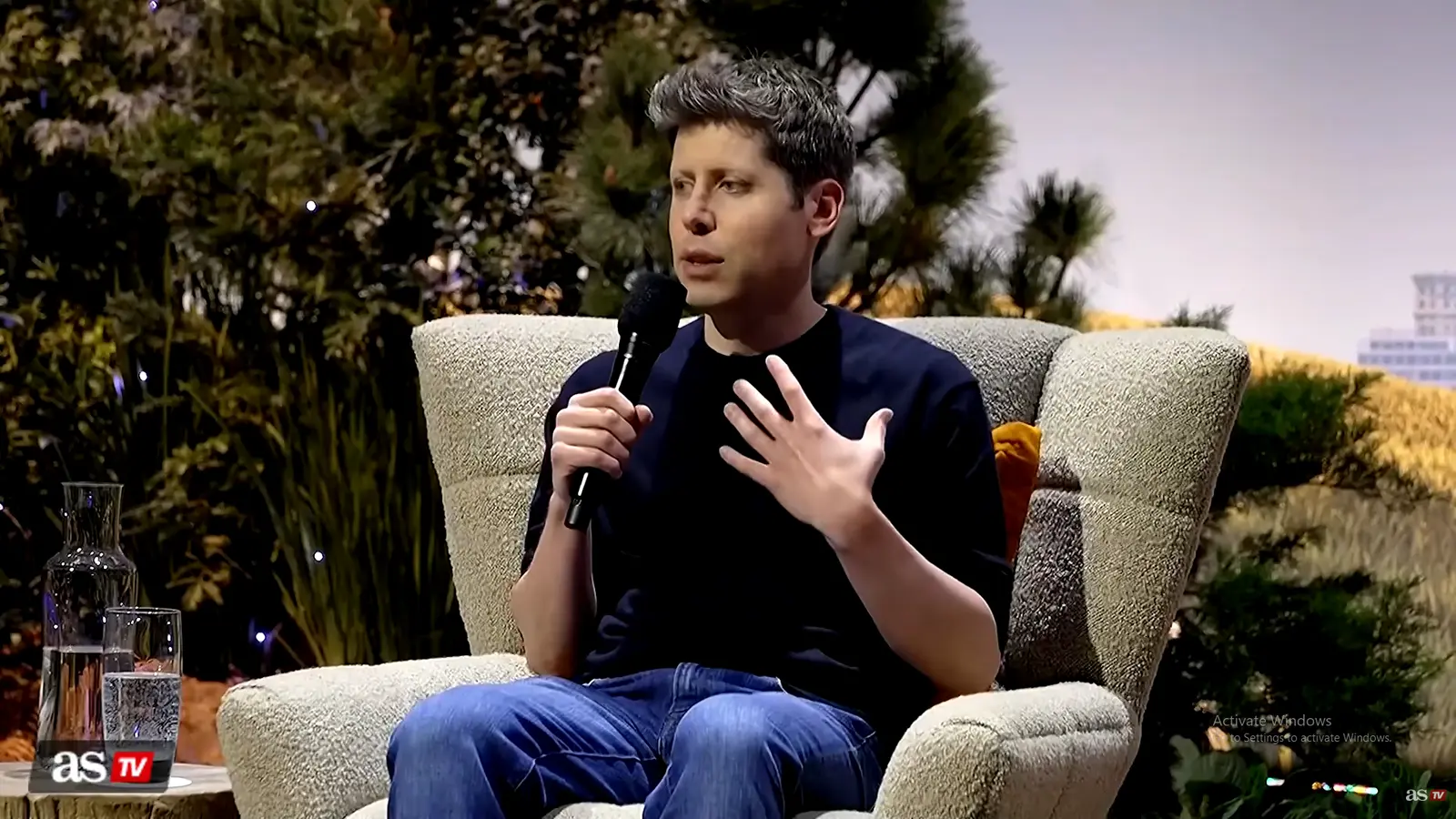 Sam Altman bei Dreamforce: Unfälle mit KI möglich, warnte er