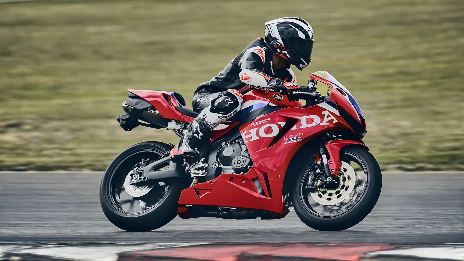 2027 Honda CBR600RR Gains Fireblade Brakes and Tech