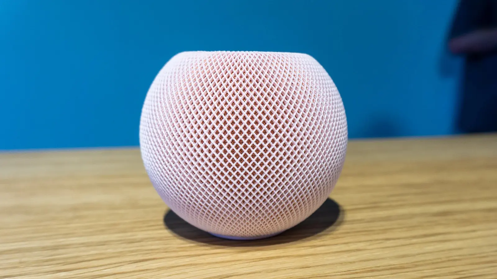 Apple präsentiert HomePod mini 2 mit Siri-KI und Sound Glow