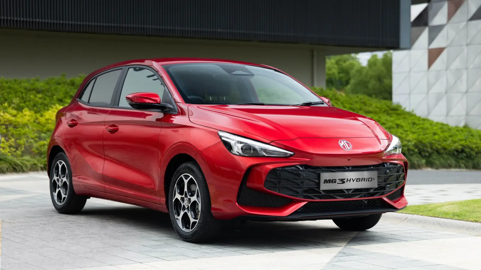 EU Sets 350,000-Vehicle Cap on Chinese Hybrid Imports From December