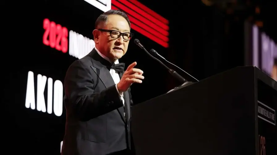Toyoda Urges Rivals to Cooperate at Hall of Fame Induction