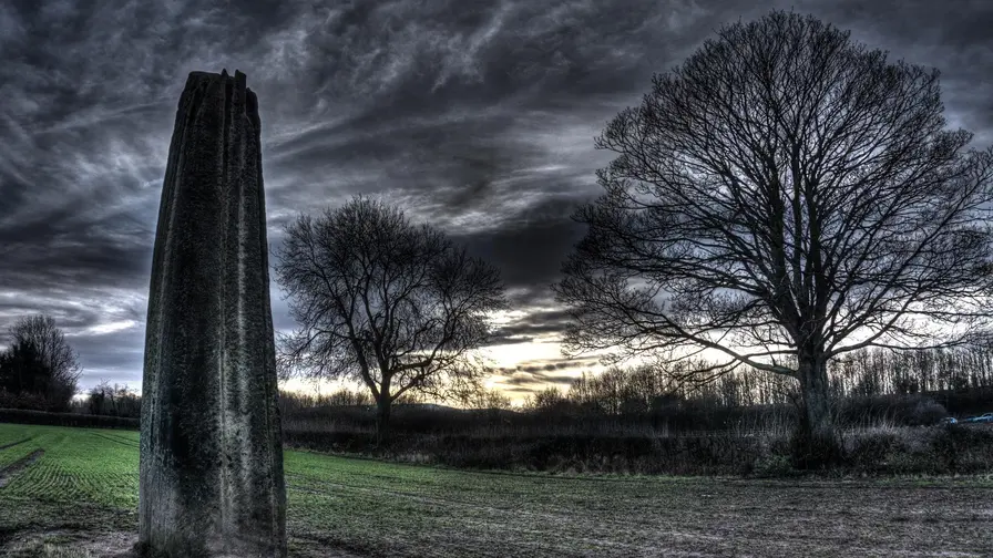 How Prehistoric Britons Moved 25-Tonne Stones 18 km