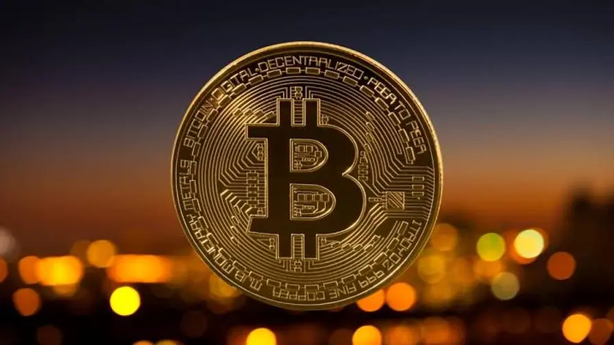 Fed Rate Risk Looms Over Bitcoin More Than CLARITY Delay