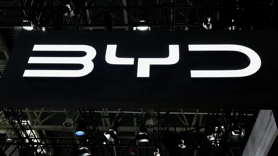 BYD patents battery cabin with dielectric immersion