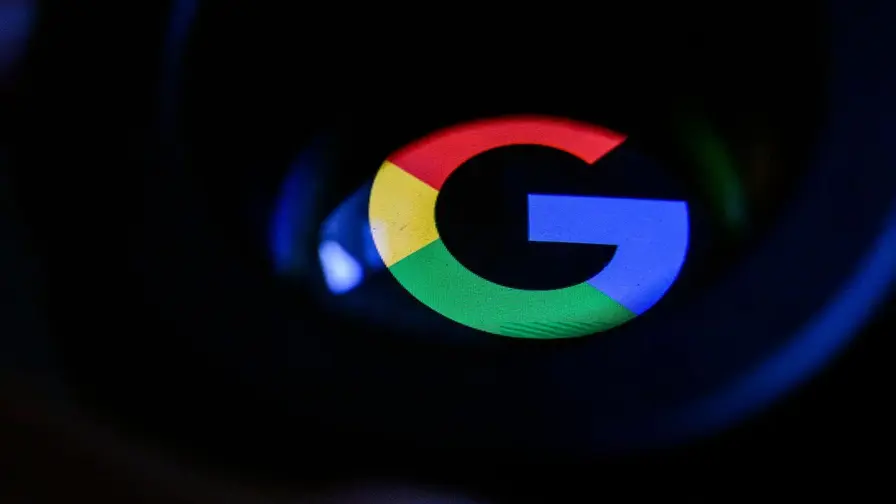 Google testet KI-Satelliten: erstes Gedicht aus dem All Google testet KI-Satelliten: erstes Gedicht aus dem All