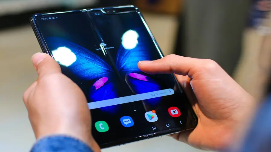 Omdia Forecast: Foldable Display Shipments Up 44% in 2026