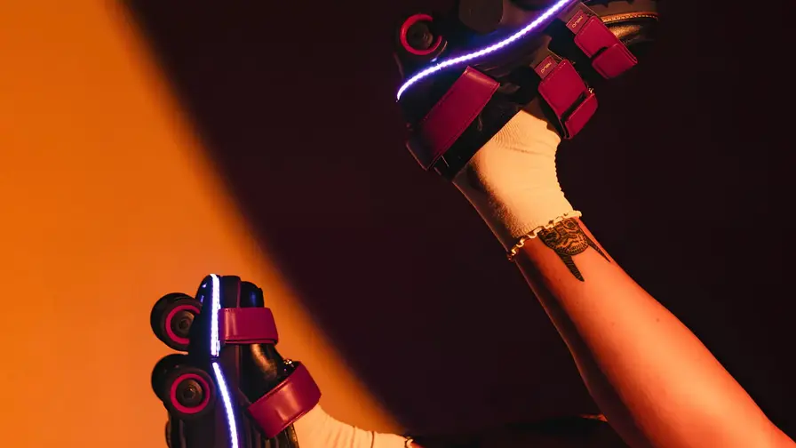 Shift Robotics Moonwalkers Dusk learns walking rhythm