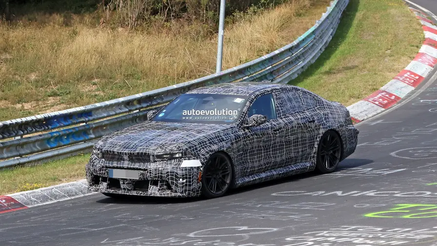 2027 BMW M5 Neue Klasse LCI Spotted at Nurburgring