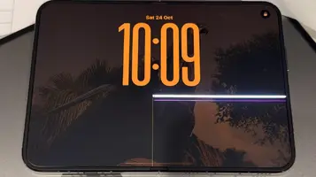 iPhone Duo: Berichte über Display-Schäden durch Scharnier