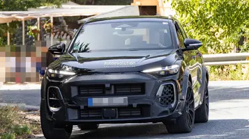 Porsche revives gasoline Macan, shifts to higher margins Porsche revives gasoline Macan, shifts to higher margins